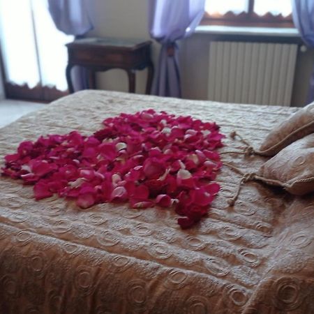 בית הארחה אלבה 	La Casa Dei Masue' מראה חיצוני תמונה