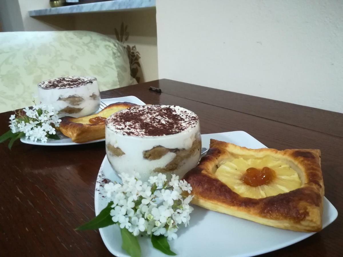 בית הארחה אלבה 	La Casa Dei Masue' מראה חיצוני תמונה
